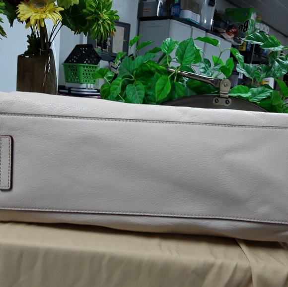 Tory Burch Purse/Tote Color Light Pink - Picture 3 of 3